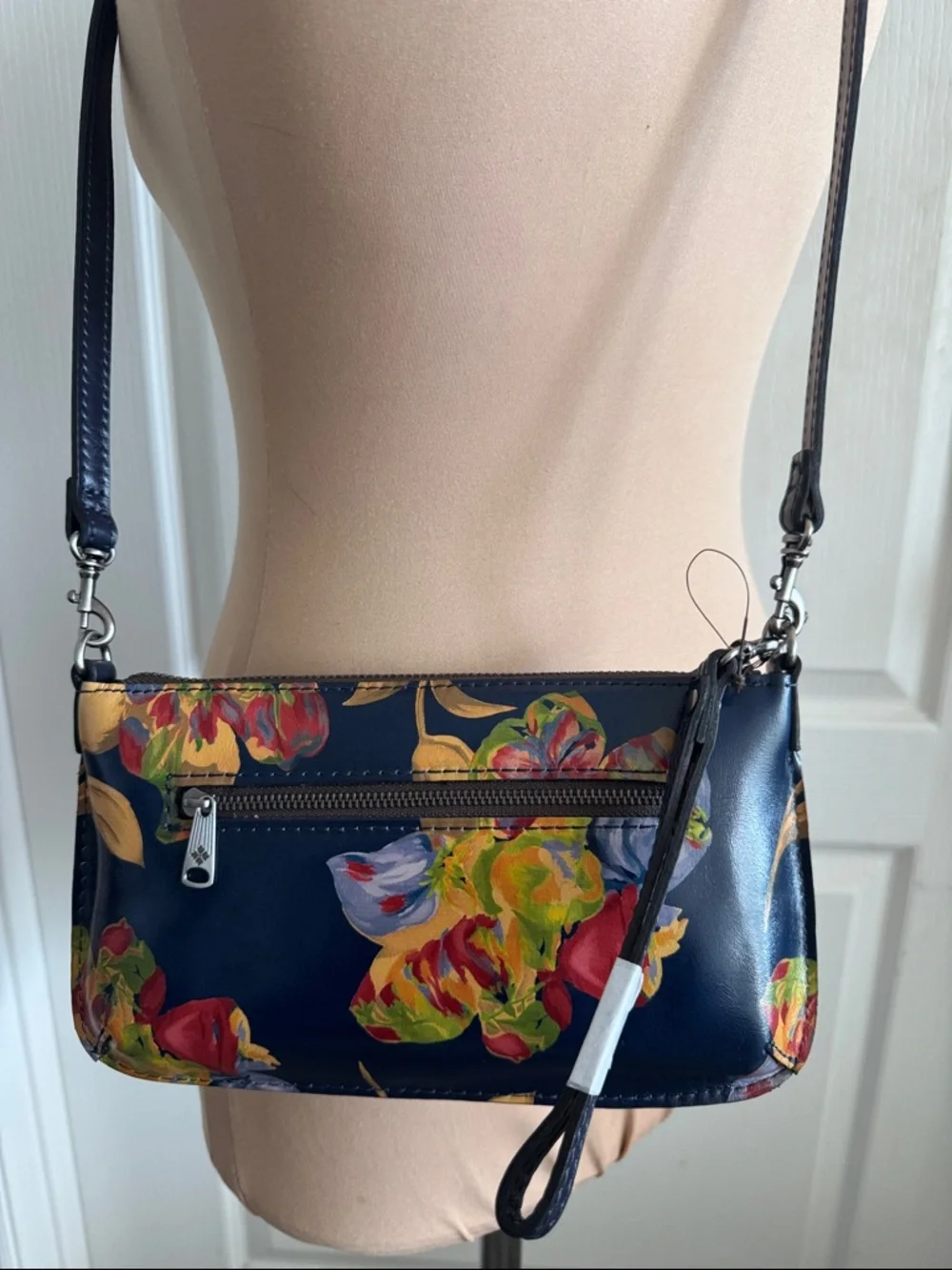 Patricia Nash Laurina Leather Floral Le Fleur Blue Wristlet Crossbody Clutch Bag